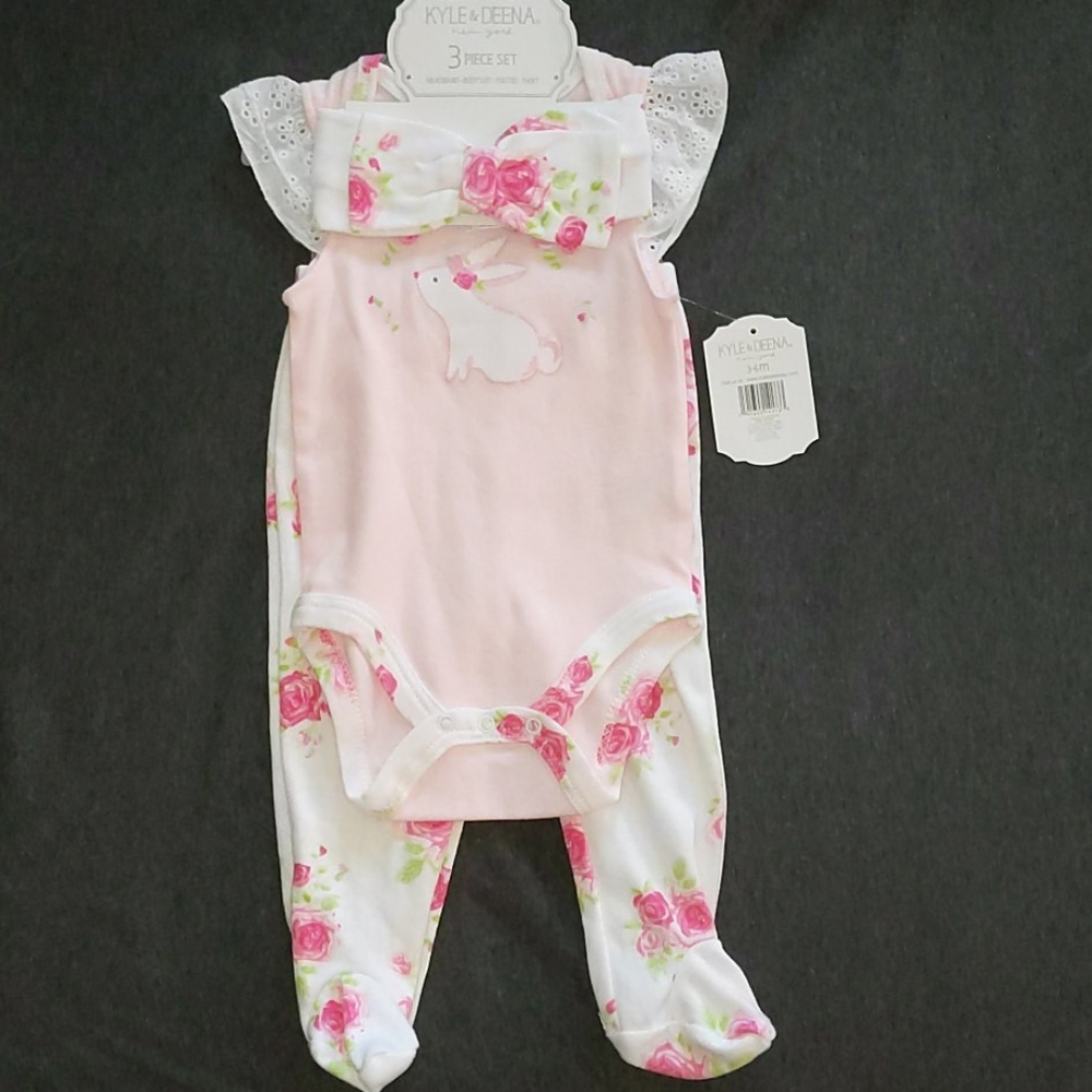 NWT 3 piece baby girl set